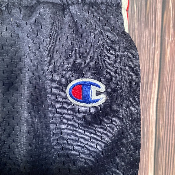 Champion Logo Core Basketball Shorts - Mens Size XL - Picture 4 of 6